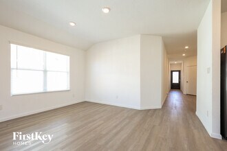 10626 Vinateros Dr in Converse, TX - Building Photo - Building Photo