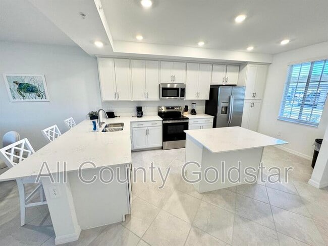 17665 Opal Sand Dr in Venice, FL - Building Photo - Building Photo