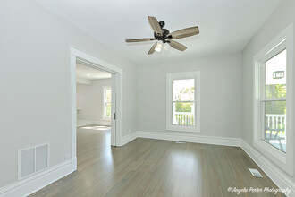 62 Pine St in Grayslake, IL - Building Photo - Building Photo
