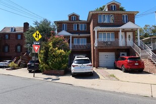 68-43 Jay Ave in Queens, NY - Building Photo