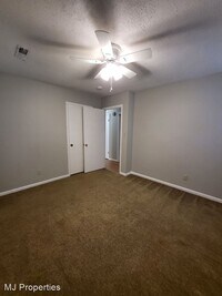 1221 Kathy Ln SW photo'