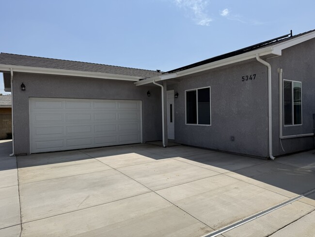 5347 Cogswell Rd in El Monte, CA - Building Photo - Building Photo