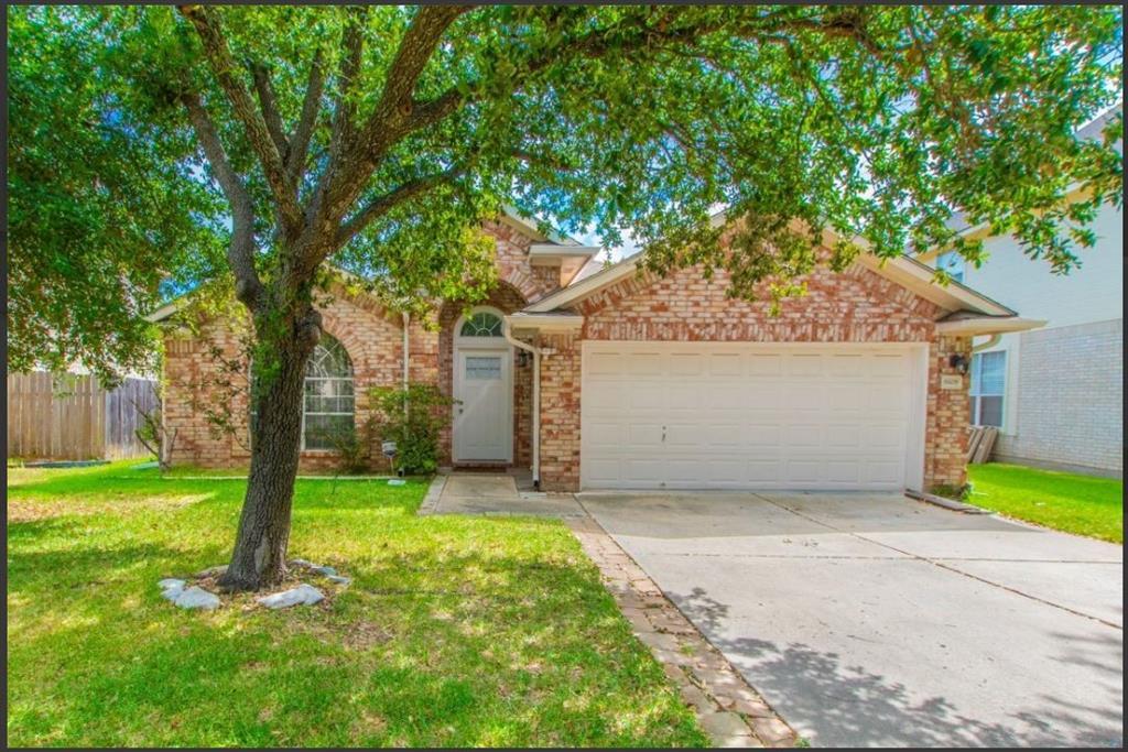 8108 Miller Falls Dr in Round Rock, TX - Foto de edificio