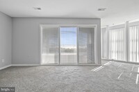 5215 Le Parc Dr, Unit 1 in Wilmington, DE - Building Photo - Building Photo