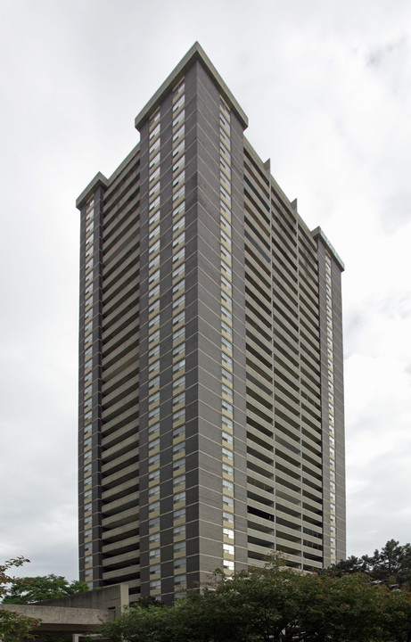 Montgomery Mills in Toronto, ON - Building Photo