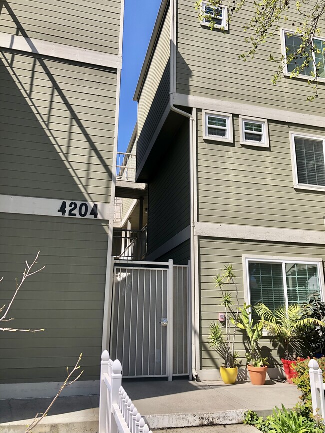 4204 3rd Ave, Unit 5 in San Diego, CA - Foto de edificio - Building Photo