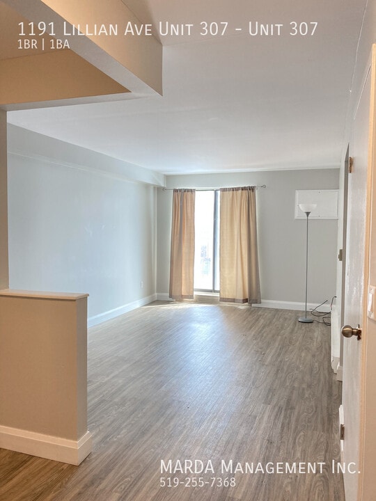 1191 Lillian Ave in Windsor, ON - Building Photo