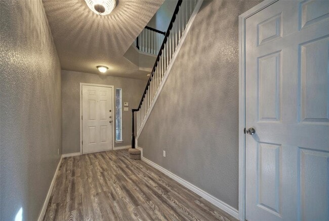 1319 Strickland Dr in Austin, TX - Building Photo - Building Photo
