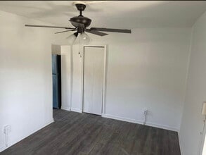 15 Sawyer St, Unit #3 in Chattanooga, TN - Foto de edificio - Building Photo
