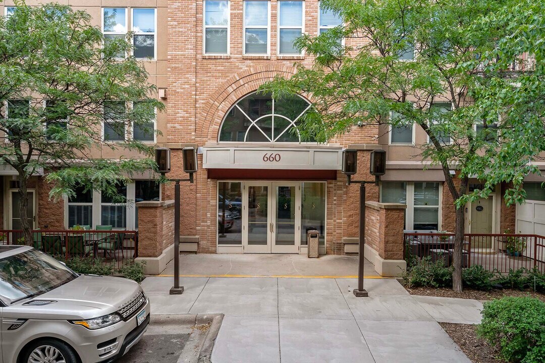 660 N 2nd St, Unit 304 in Minneapolis, MN - Foto de edificio