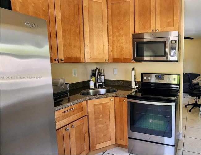 300 SW 20th St in Fort Lauderdale, FL - Building Photo - Building Photo