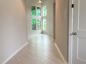 224 Golden Shiner Dr in Willis, TX - Building Photo - Building Photo