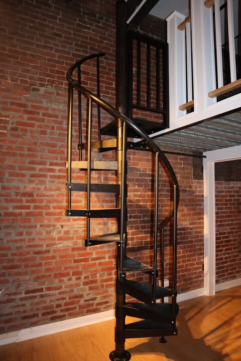 254 Friend St, Unit 1 in Boston, MA - Building Photo