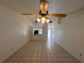 3160 Smoke Signal Cir in Kissimmee, FL - Building Photo - Building Photo