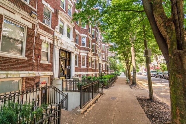 property at 40 Queensberry St