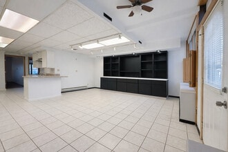 107 W Baldwin St in Apple River, IL - Building Photo - Building Photo