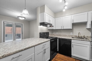 Riverside North Apartment Homes in Chattanooga, TN - Building Photo