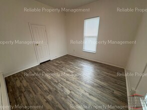 124 N Corner St, Unit 2 in Idaho Falls, ID - Foto de edificio - Building Photo