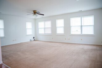 829 Shore Dr in Edgewater, MD - Building Photo - Building Photo