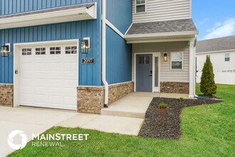 2097 Paddle Wheel Dr in Jeffersonville, IN - Foto de edificio - Building Photo