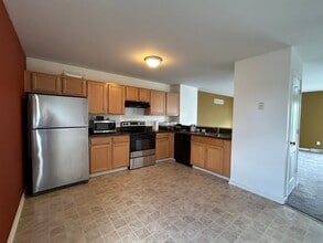 338 Northdown Dr in Dover, DE - Building Photo - Building Photo