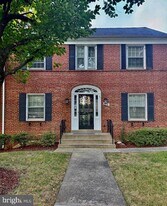 8216 Eastern Ave NW in Washington, DC - Building Photo