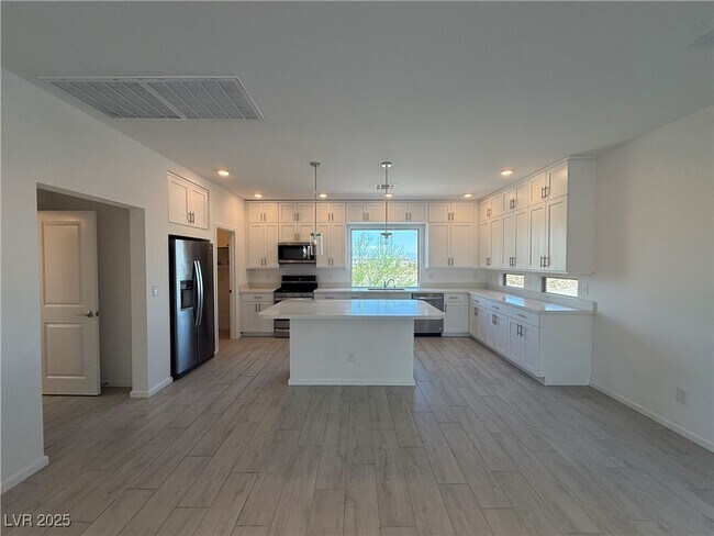7776 Rose Rock Way in Las Vegas, NV - Building Photo - Building Photo