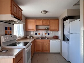 14655 SW 76th Ave, Unit 14 in Portland, OR - Building Photo - Building Photo