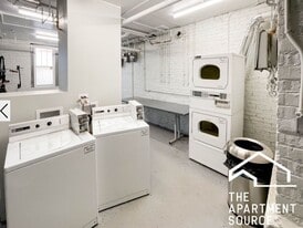 2202 W Foster Ave, Unit 2 in Chicago, IL - Building Photo