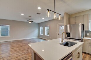28325 Birnham Woods Dr in Spring, TX - Building Photo