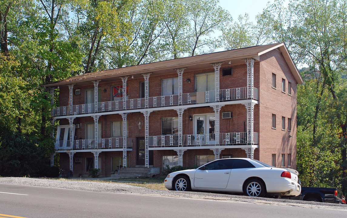 114 Memorial Pky in Bellevue, KY - Foto de edificio