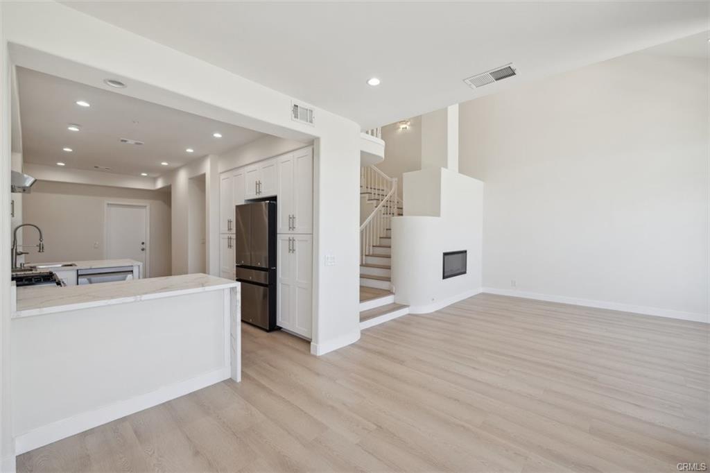 1908 Caminito De La Luna in Glendale, CA - Building Photo