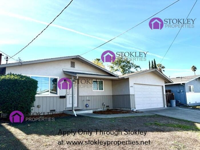 1875 Queens Rd in Concord, CA - Building Photo