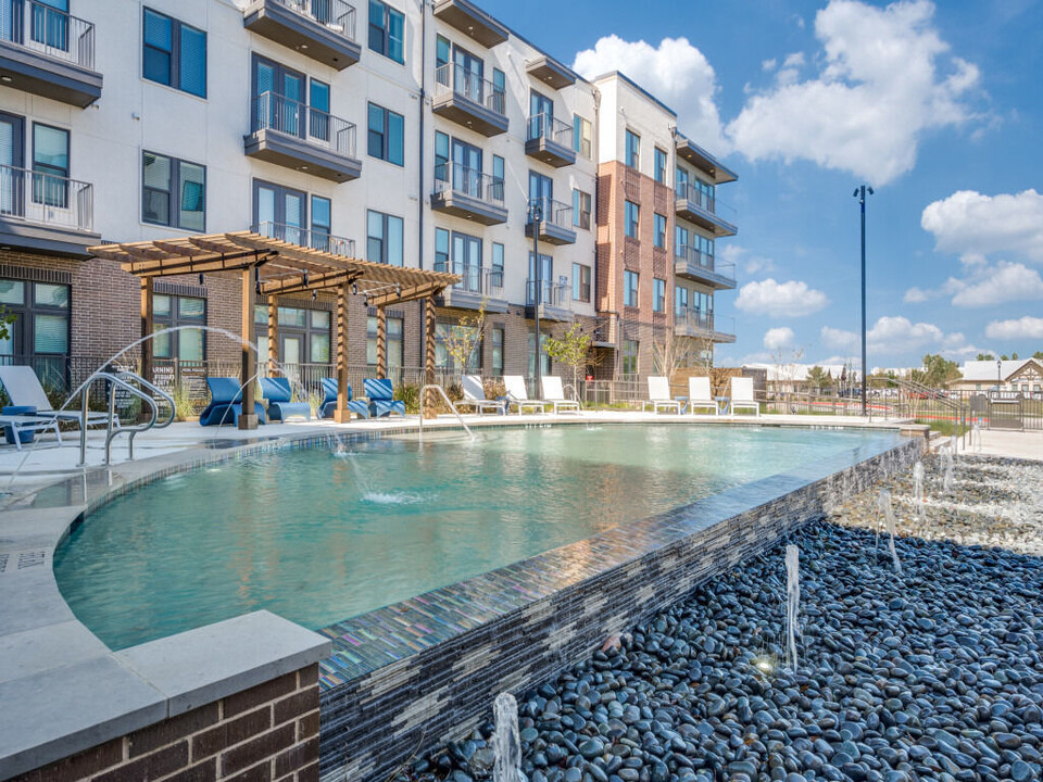 Jefferson Railhead in Frisco, TX - Foto de edificio