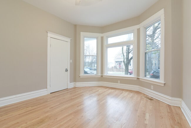 2914 N Richmond St in Chicago, IL - Building Photo - Building Photo
