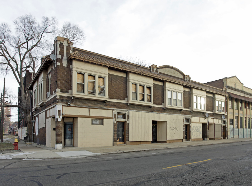 1494-1510 Holden St in Detroit, MI - Foto de edificio