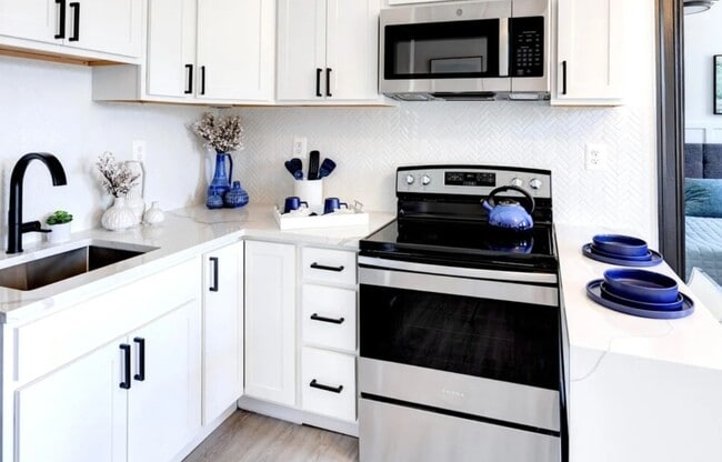 property at 1005 Charles St