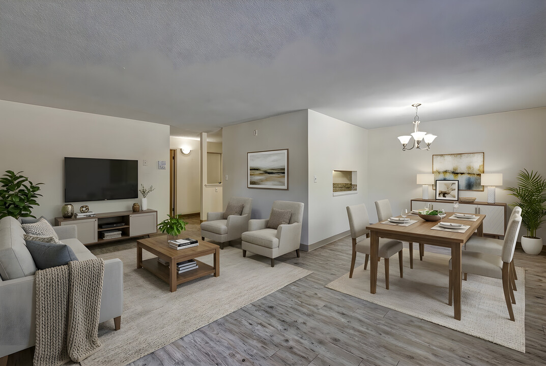 Woodland Apartments in Coventry, RI - Building Photo