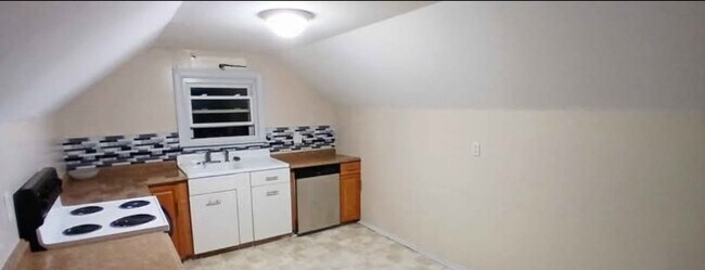 1500 Mulberry St in Waynesboro, VA - Foto de edificio - Building Photo