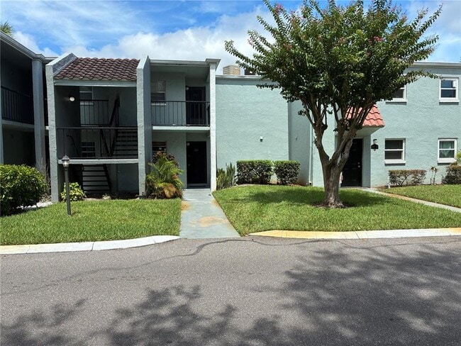 property at 2850 Somerset Park Dr