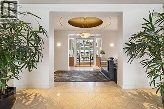 1500 Hornby St in Vancouver, BC - Building Photo - Building Photo