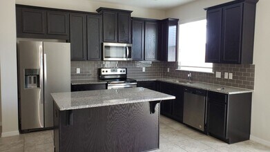 3545 Brighton Park Cir in Belle Isle, FL - Building Photo - Building Photo