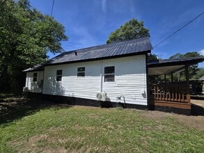 72 Tigner St in Newnan, GA - Building Photo - Building Photo