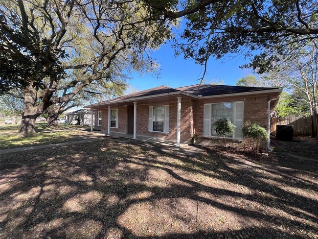 5423 Long Creek Ln in Houston, TX - Building Photo - Building Photo