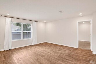 1894 Mary Jo Way in Pensacola, FL - Building Photo - Building Photo