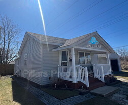 2612 Vine Ct in Hammond, IN - Building Photo
