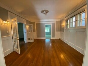 103 N Portage Path in Akron, OH - Building Photo - Building Photo