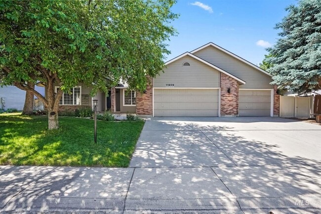 property at 11909 W Patrina Dr