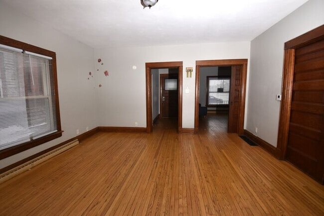 508 S St Joseph St in South Bend, IN - Foto de edificio - Building Photo