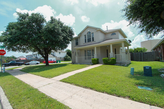 15429 Craig's Crest Path in Pflugerville, TX - Building Photo - Building Photo